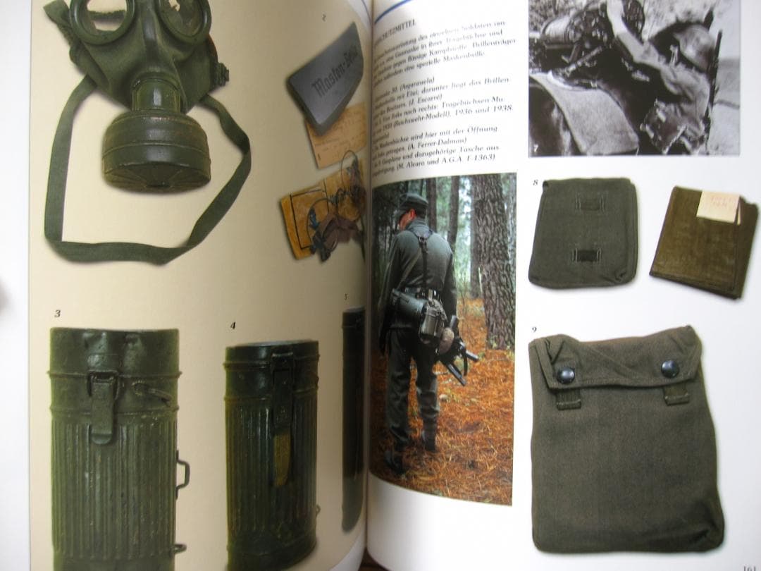 洋書 Deutsche Heeresuniformen und Ausruestung