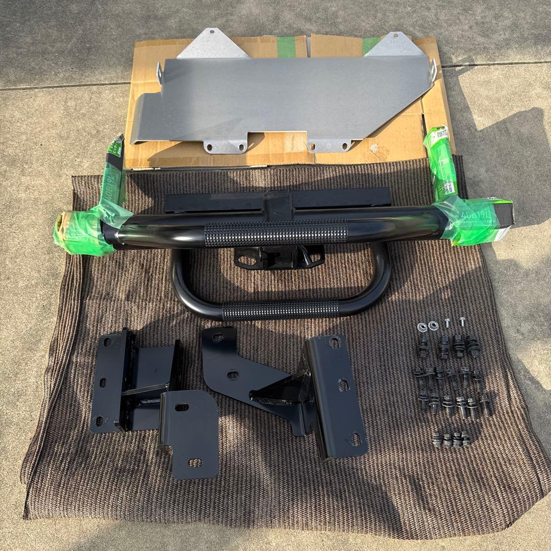 デリカD5現行KADDIS トレイルヒッチpremium ヒッチステップ付き