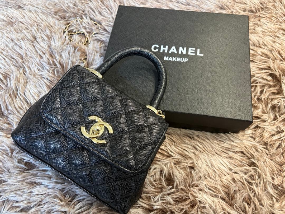CHANEL バッグ ノベルティ