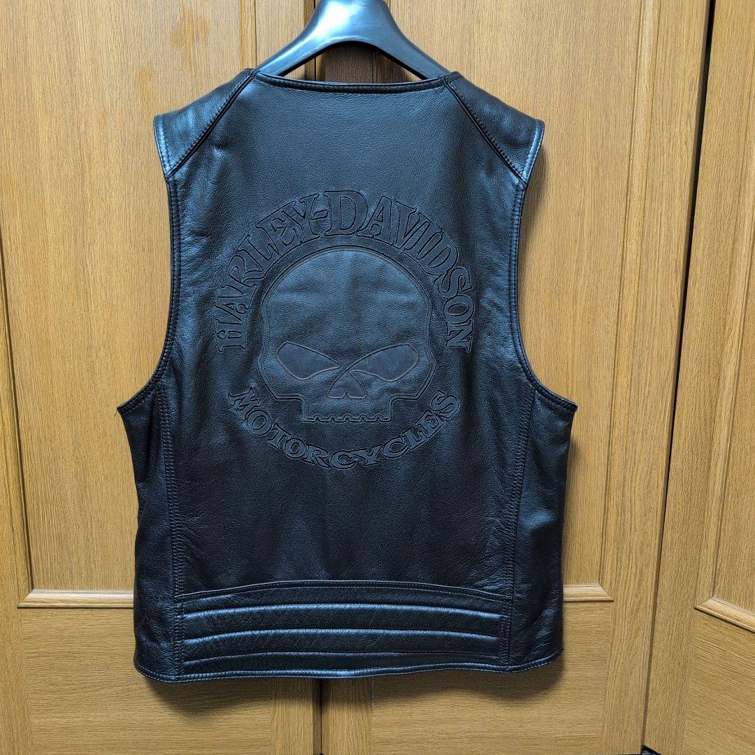 Harley-Davidson 本革 ノースリーブベスト。