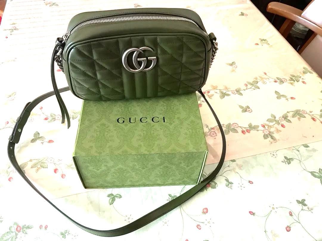 GUCCI オリーブグリーン ショルダーバッグ