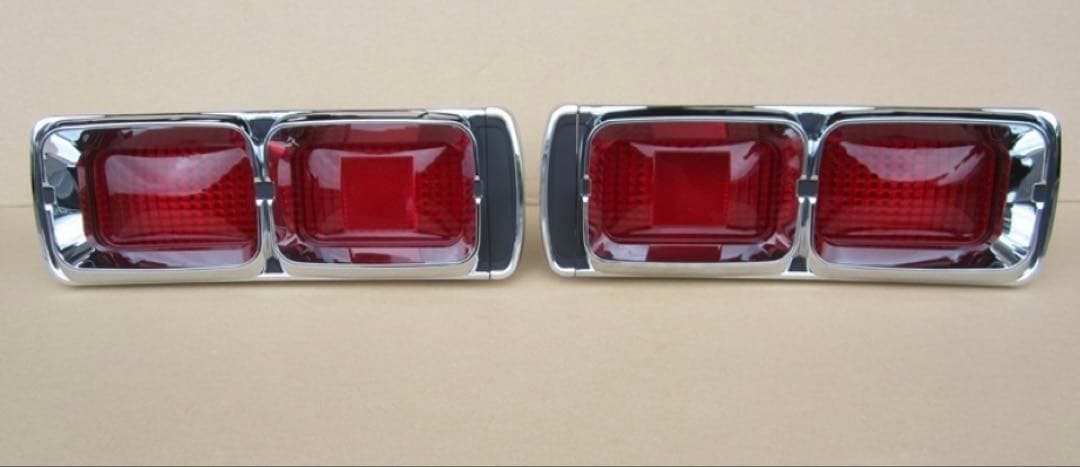 日産ハコスカ 後期用 パーツアシスト製テールランプ 新品左右