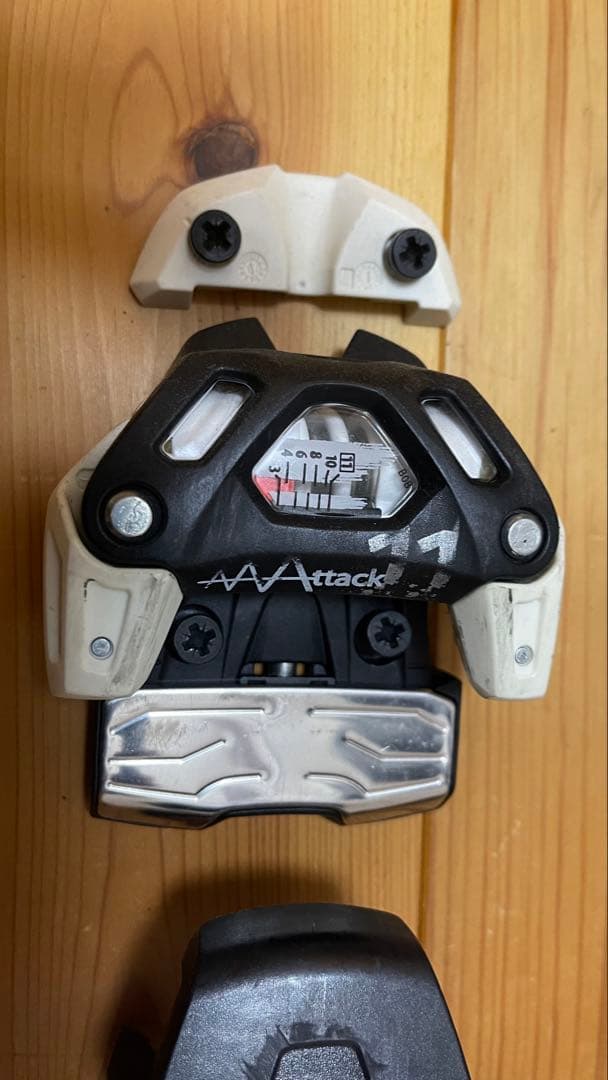 チロリア ビンディング　アタック11 attack11 ファット