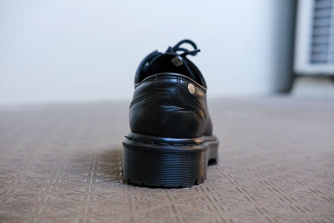 ドクターマーチン Zeffir 3i/3ホール　ブラック