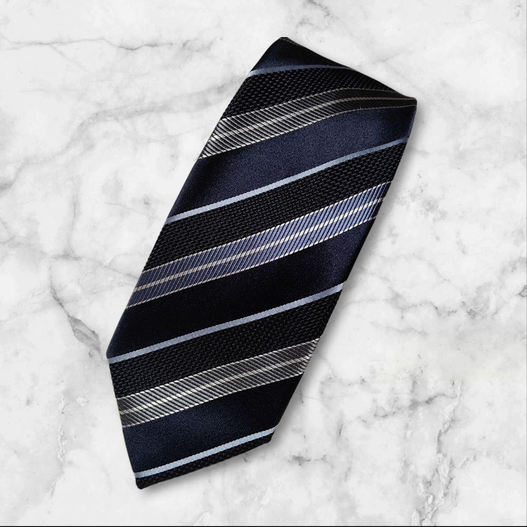 Brioni ネイビー 　レジメンタルネクタイ　オシャレ　8センチ