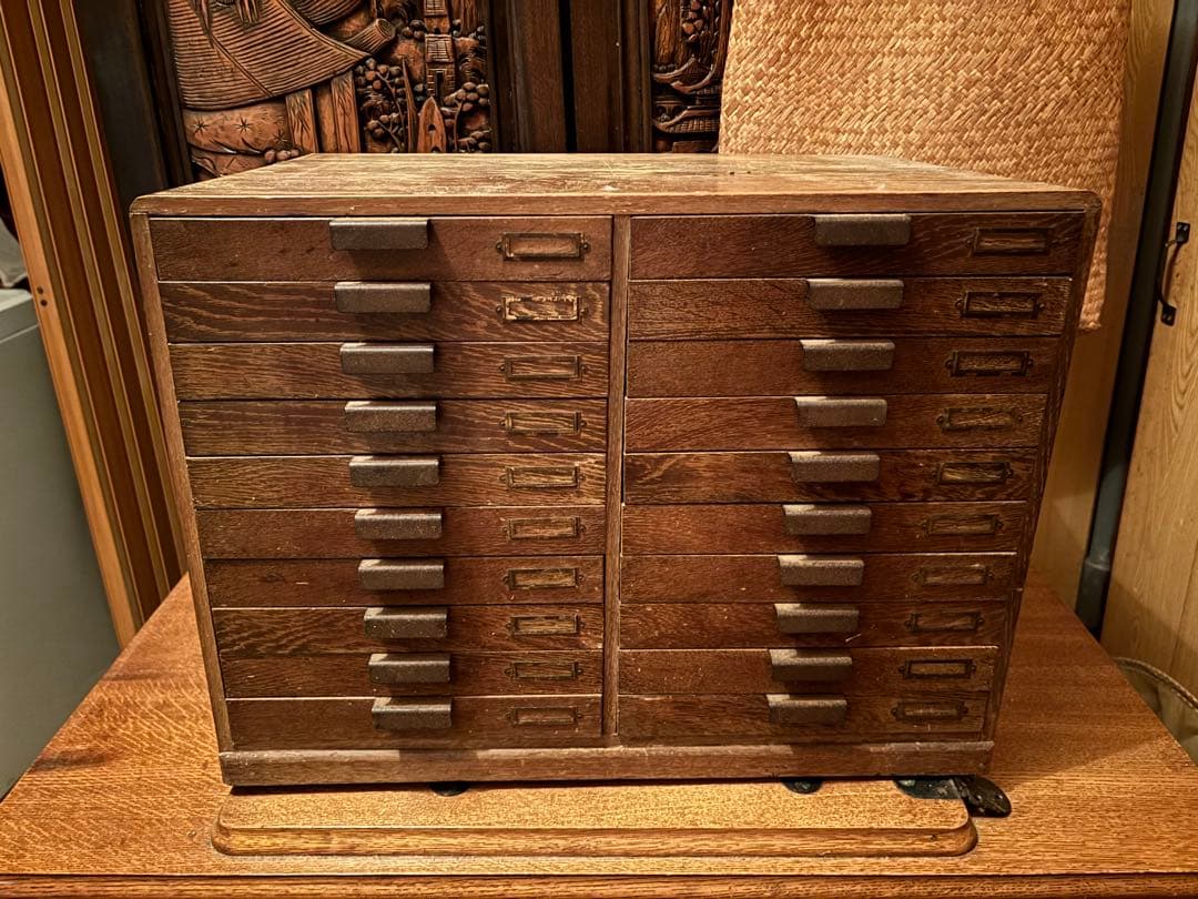 レトロ　木製小引き出し　20杯　収納　アンティーク家具　レトロ箪笥