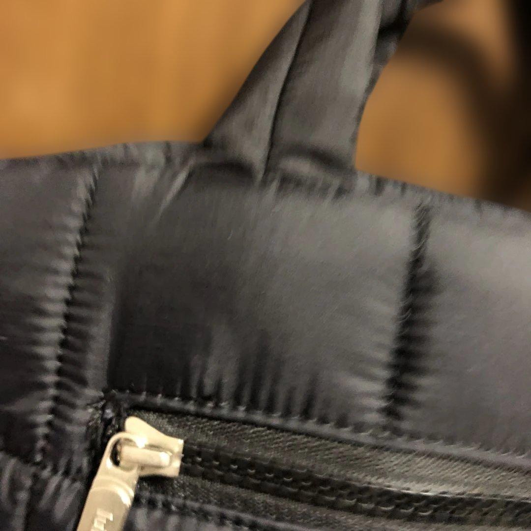 即決セール！ルルレモン　Lululemon 黒 ナイロンショルダーバッグ