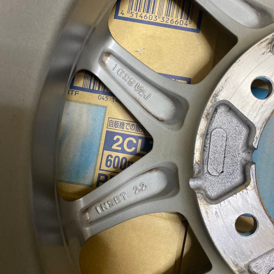 純正アルミホイール　１６インチ　 ４年間使用　１本　③