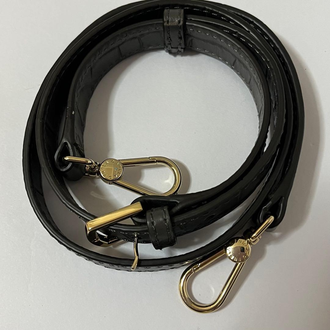 極美品✨現行ロゴ✨フルラ　コスタンザ　2way ショルダーバッグ　クロコ　黒色