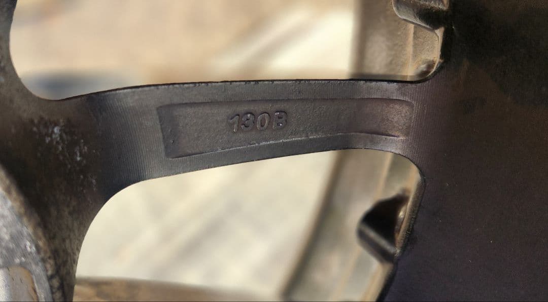 12月16日まで、ポルシェ用　18インチ ホイール①②　2本/4本　PCD130