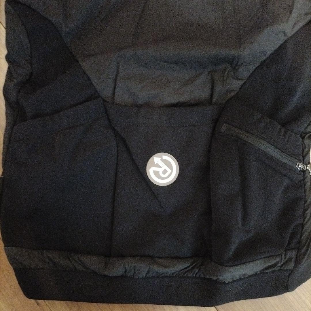 レア 新品 レディースS reric レリック インサレーション 長袖 ブラック