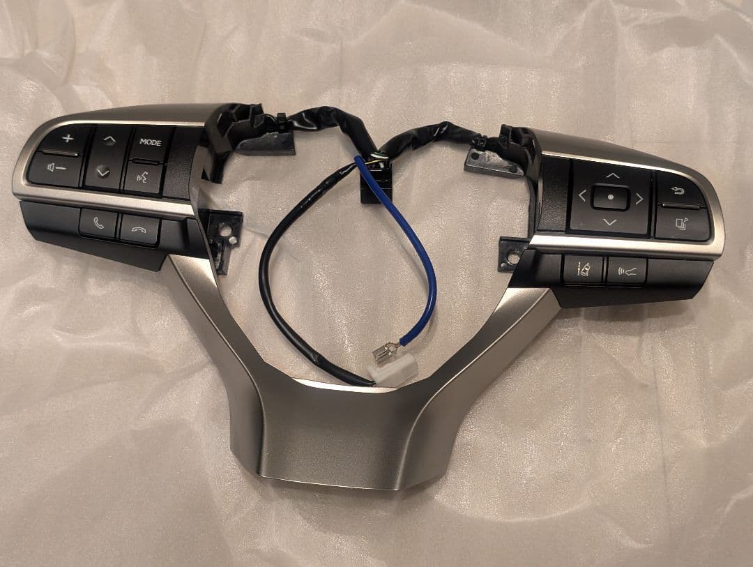 LEXUS 20系前期RX 純正ステアリングスイッチ アクセサリ