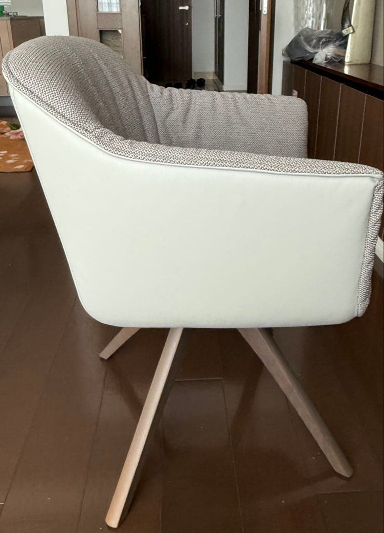 ROLF BENZ (ロルフベンツ)ダイニングチェア