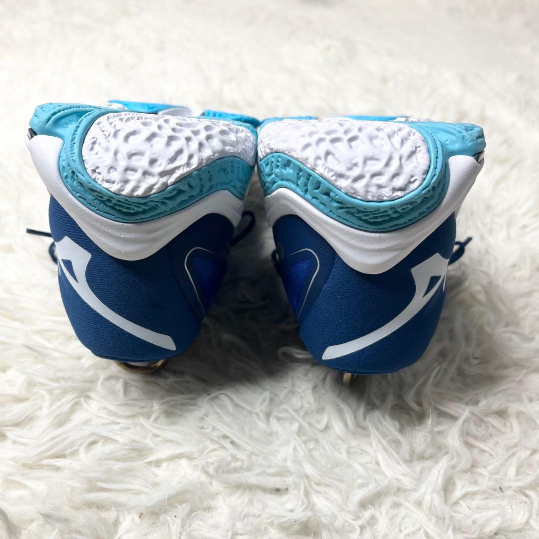 【極美品】 MIZUNO ミズノ ミズノ ウェーブライトニングZ8 26.0㎝