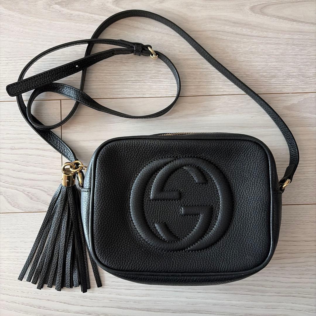 GUCCI グッチ ソーホー ディスコ レザー ショルダーバッグ 斜めがけ 黒