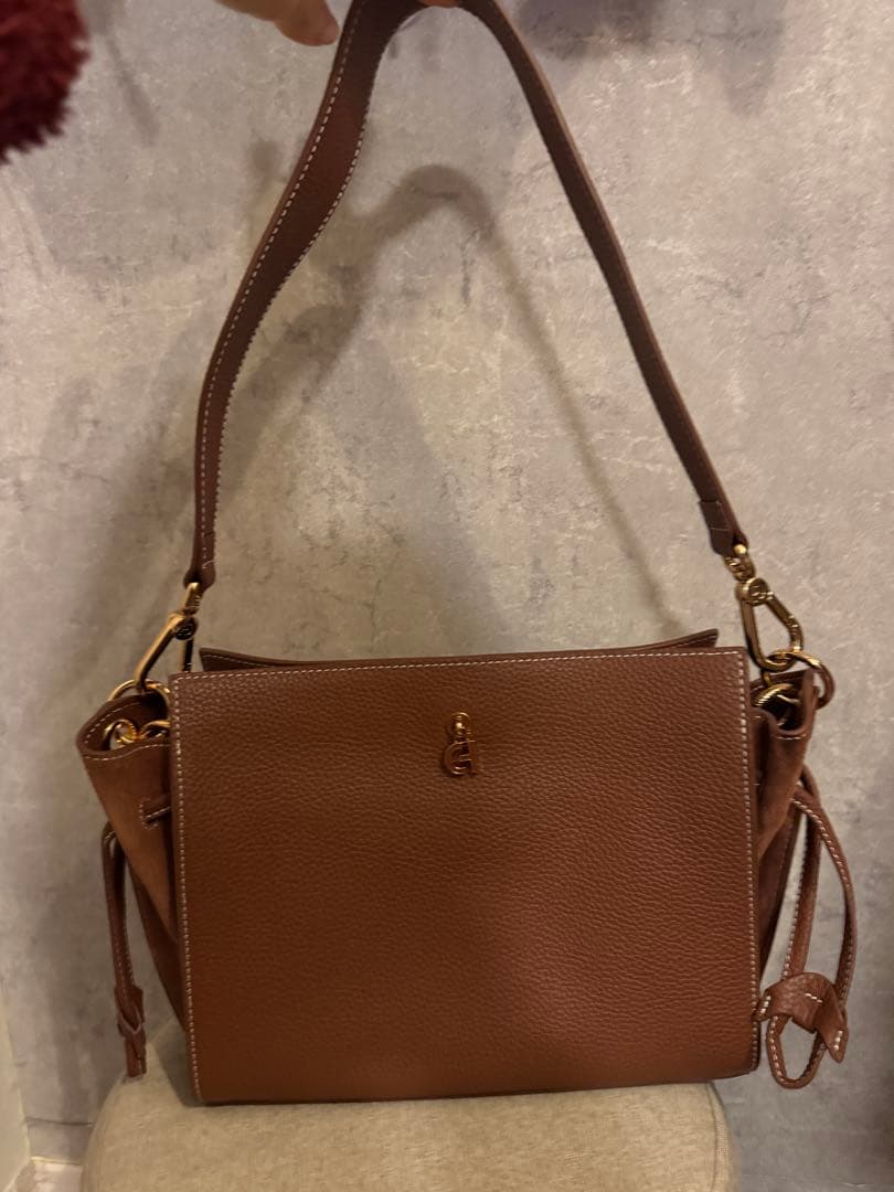 COLE HAAN カリッサ ショルダーバッグ