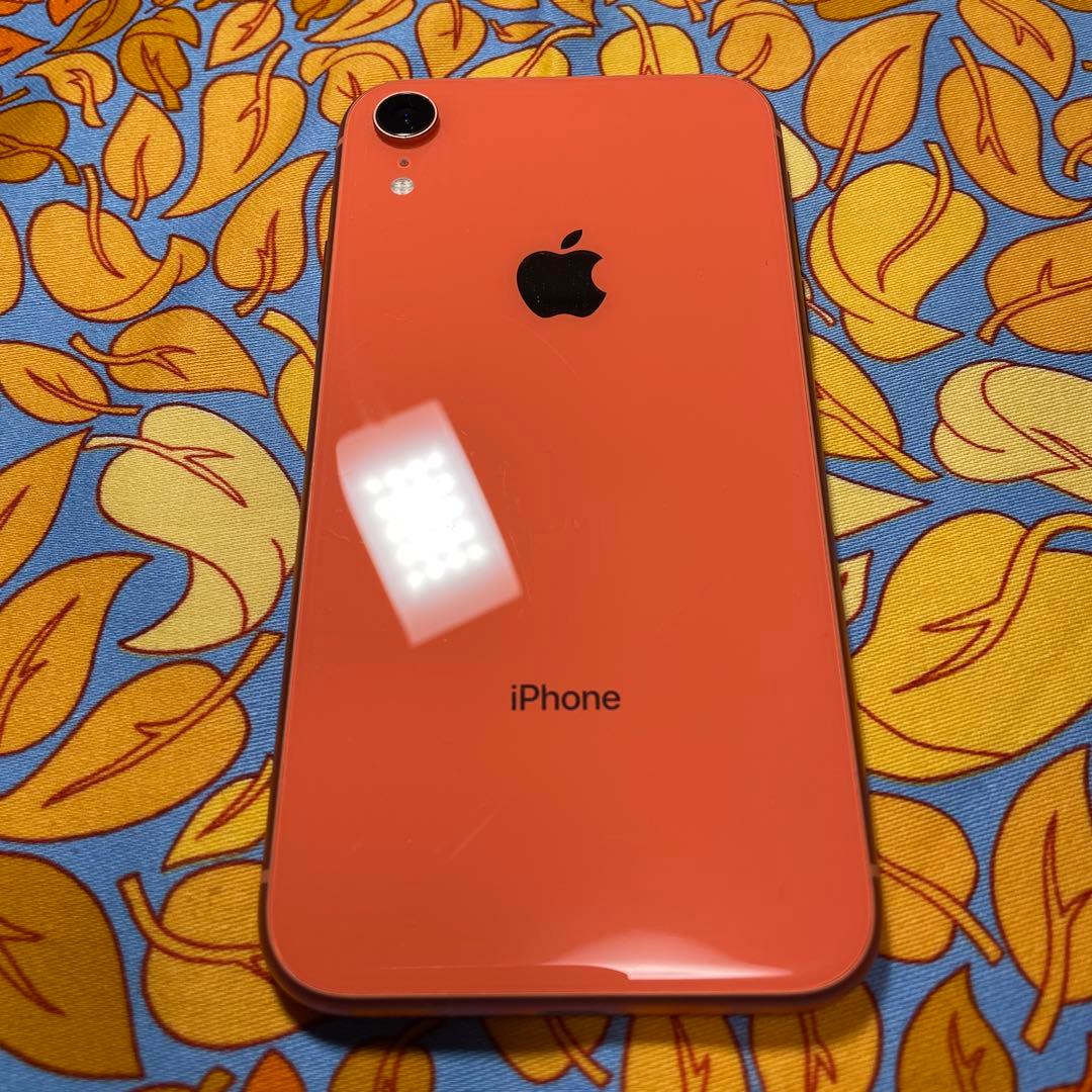iPhone XR 64GB SIMロックなし