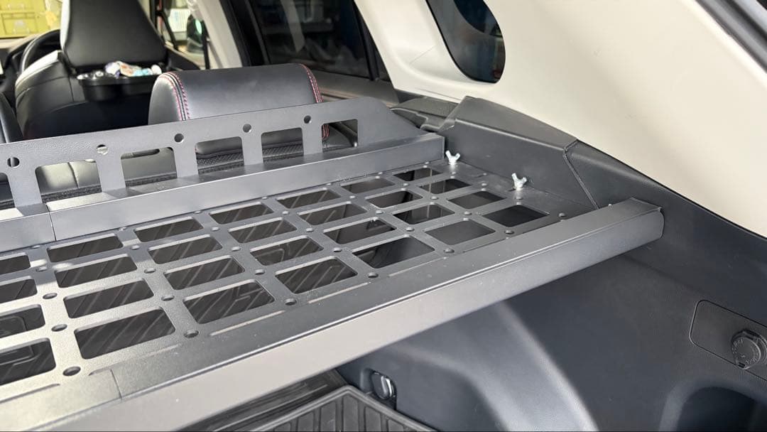 RAV4 50系 リアオーガナイザー アルミラック　ジョリーロジャーズ