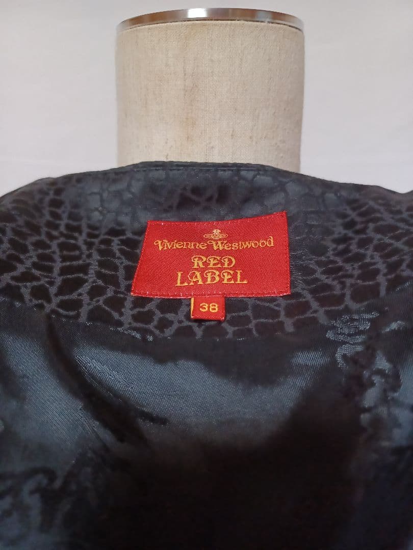 ヴィヴィアンウエストウッド　売り切り大特価！ショート丈パフスリーブジャケット