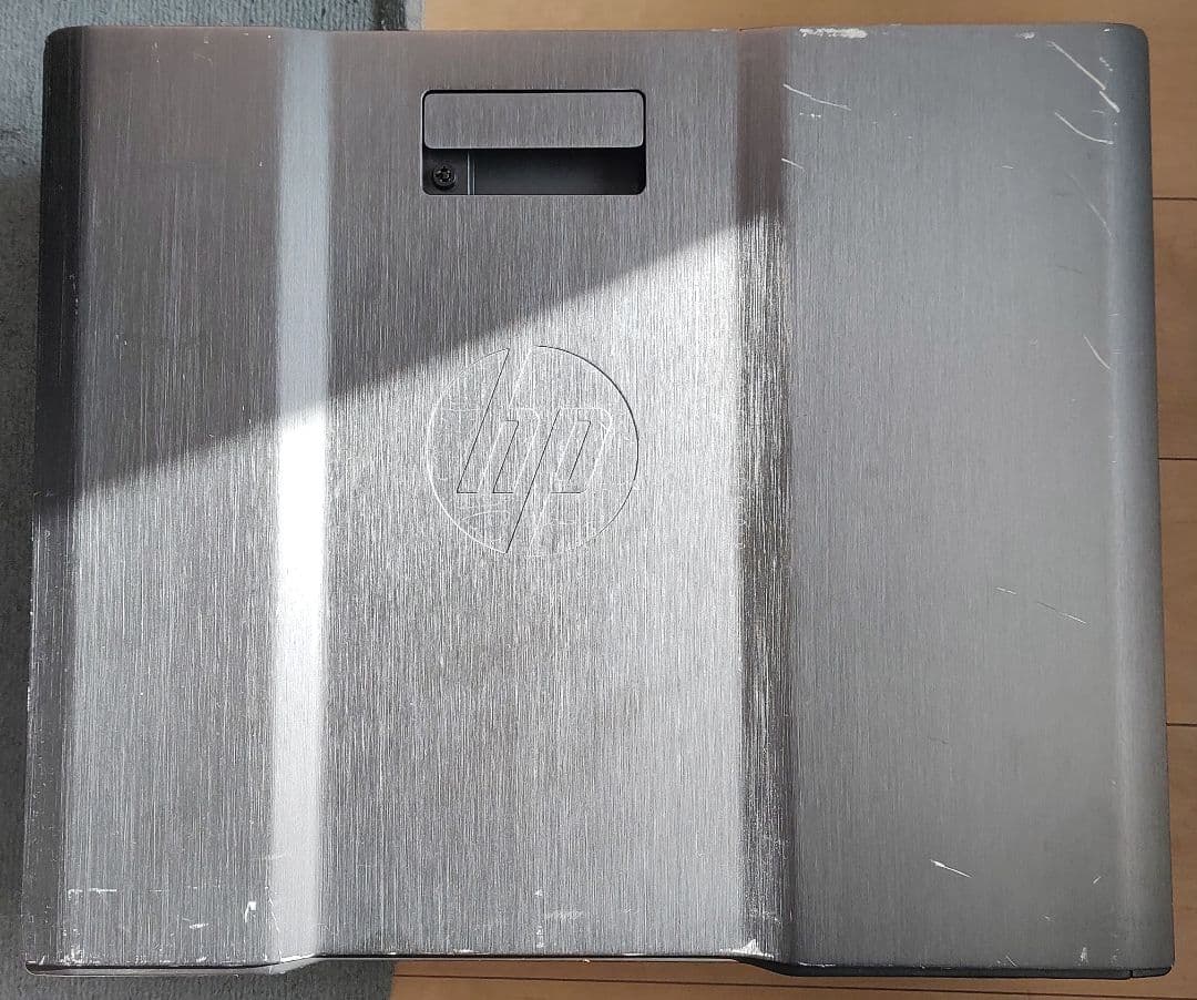 HP z840 メモリ 128GB SSD 1TB (NVme)　XeonE5