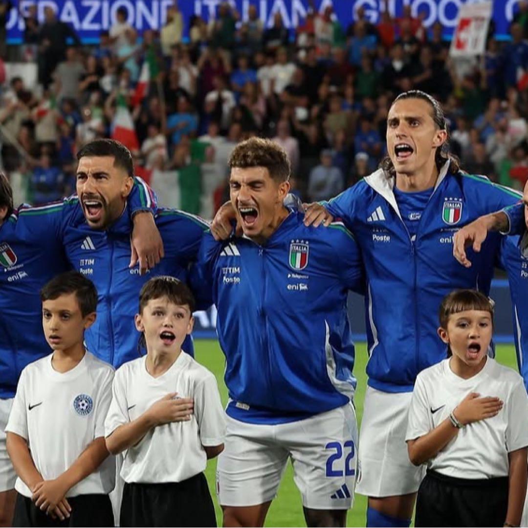 支給品イタリア代表アンセムジャケットリバーシブルPUMA フルスポンサー