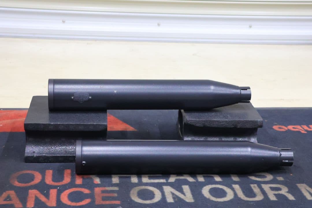 ソフテイル　18〜 バンス&ハインズマフラー　FXBB FXLR FXBR 等