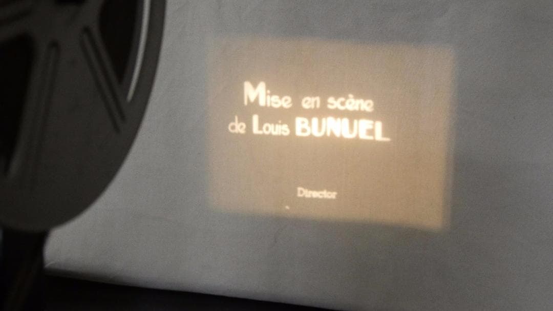 「アンダルシアの犬」8mmフィルム版（英語字幕）