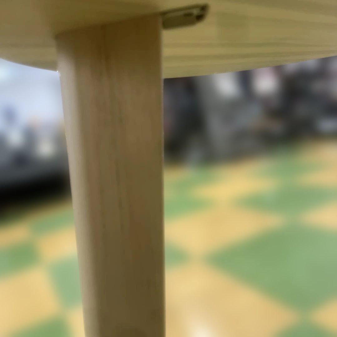 2744 IKEA 円形木製ダイニングテーブル