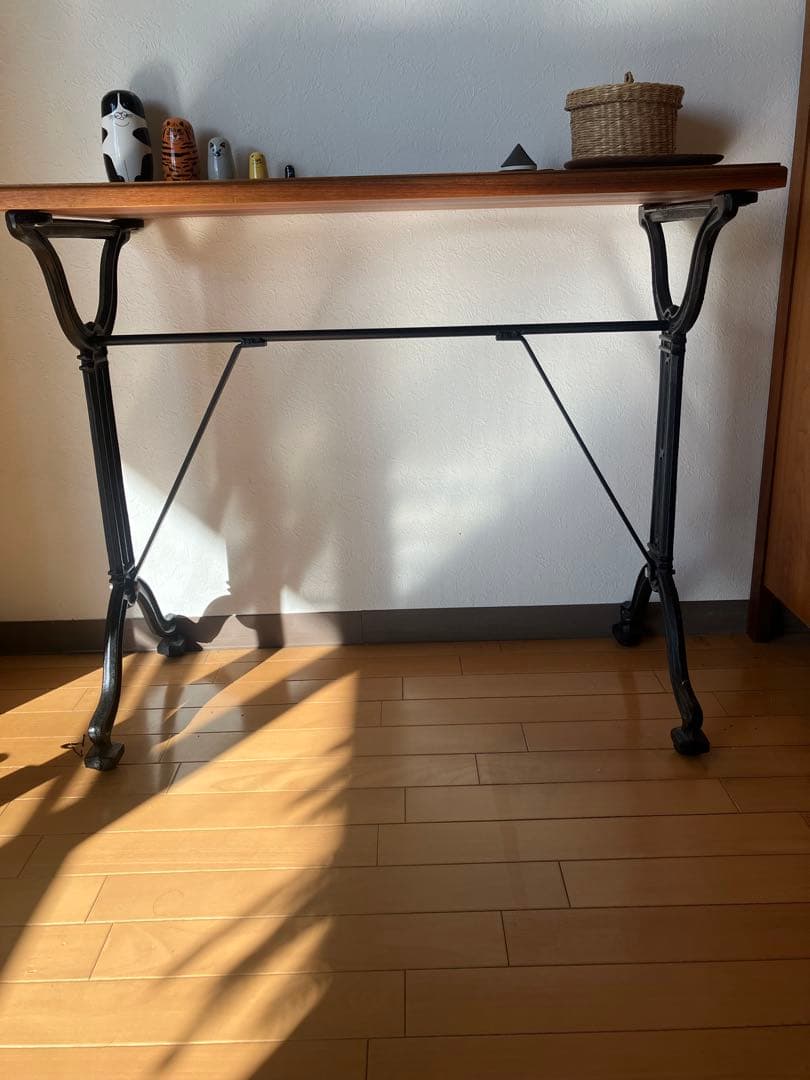アイアン脚デスク