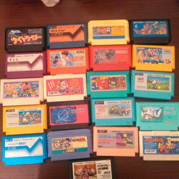 ファミコンカセット18本