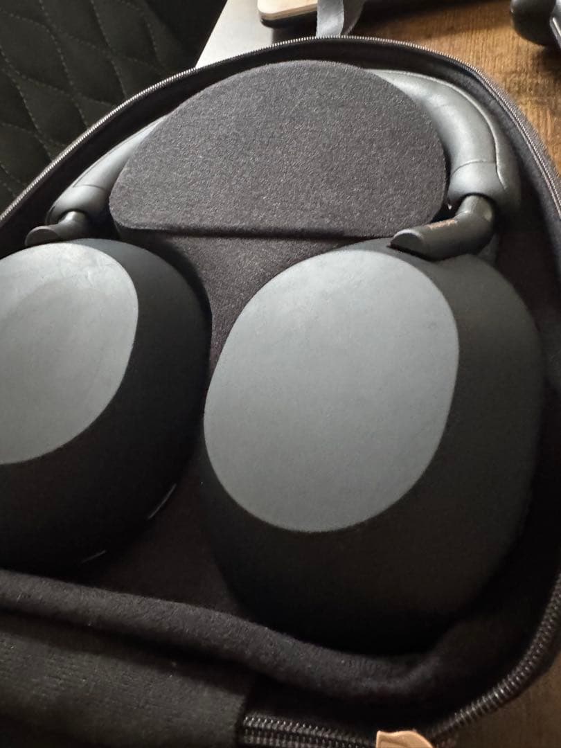 Sony ワイヤレスヘッドホン ブラック WH-1000XM5