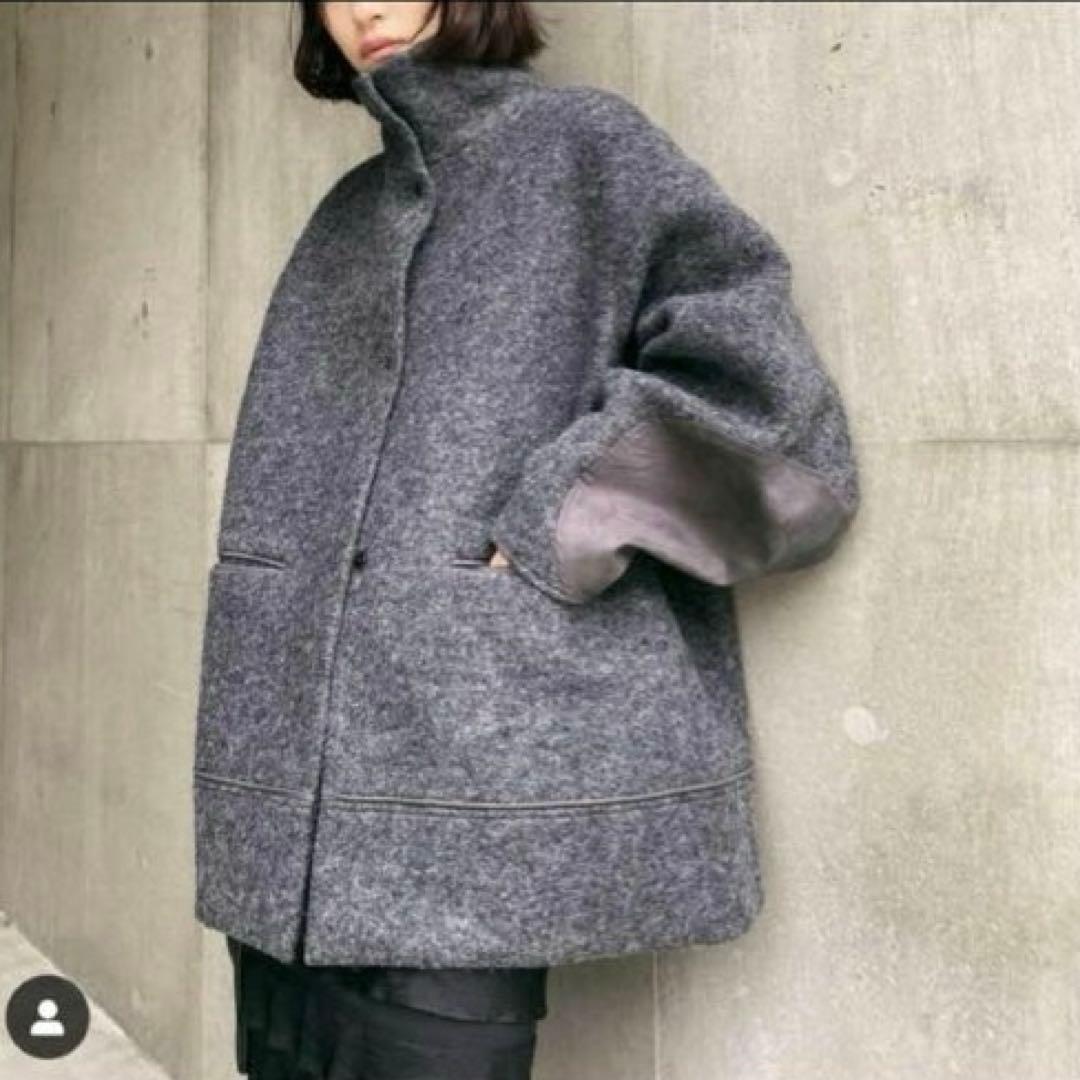 Hella ヘラ アームパッチショートコート　グレー　ウール　伊藤颯希　肘当て