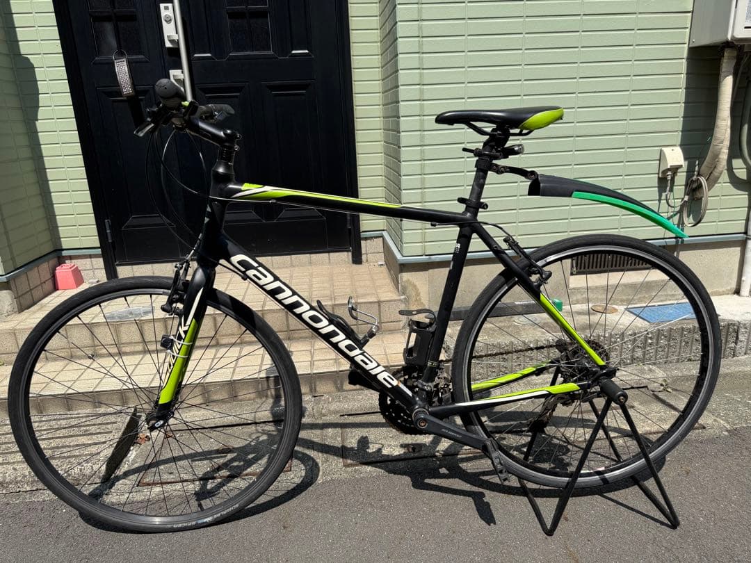 自転車本体 CANNONDALE QUICK 5