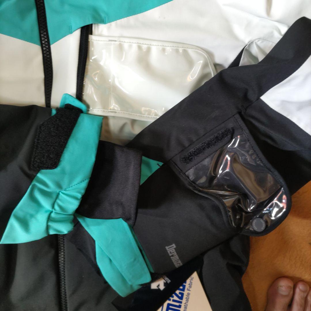 新品タグ付き DESCENT デサント S.I.O JACKET