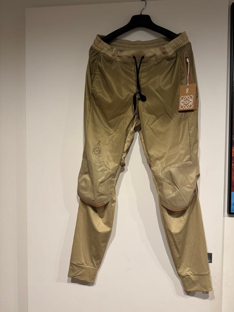 ロエベ X ON　４点　ランニングウエア　メンズ　新品あり