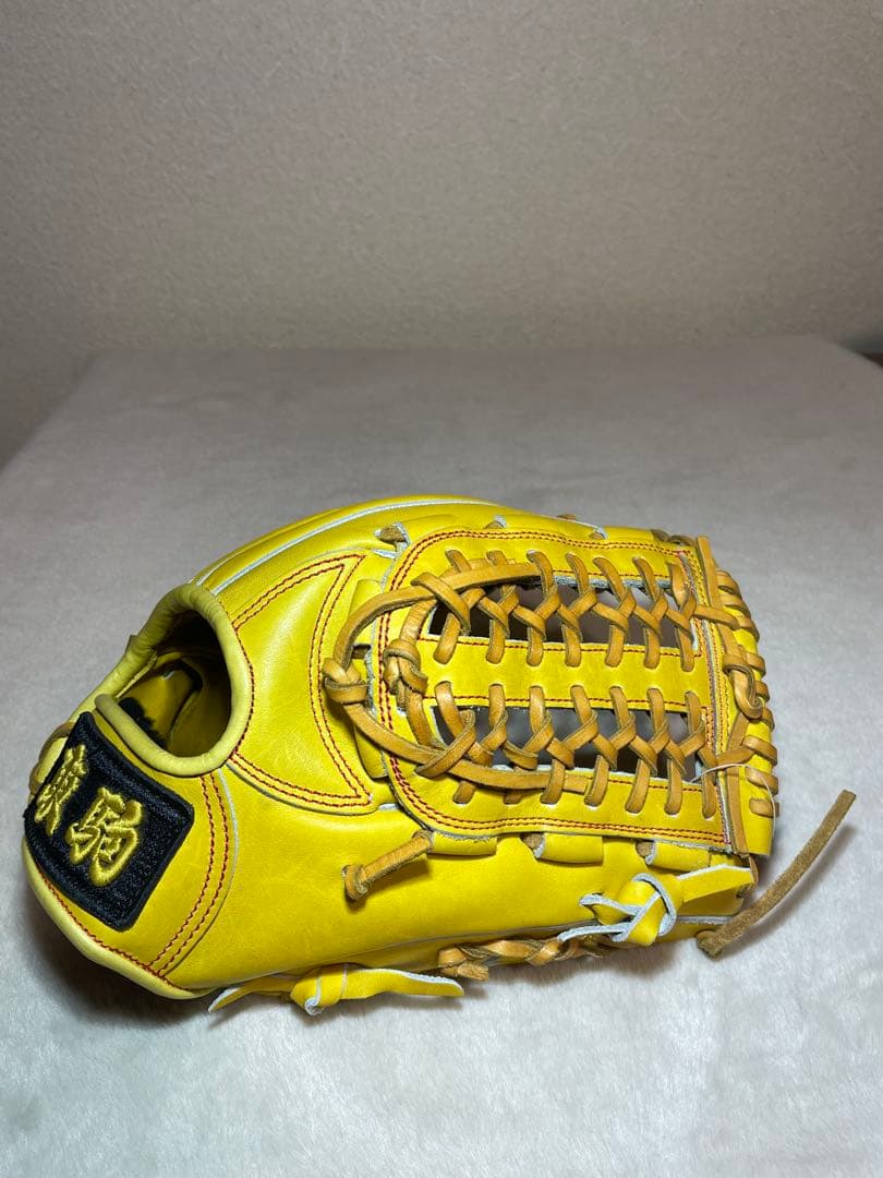 野球　硬式グローブ イエロー 東駒