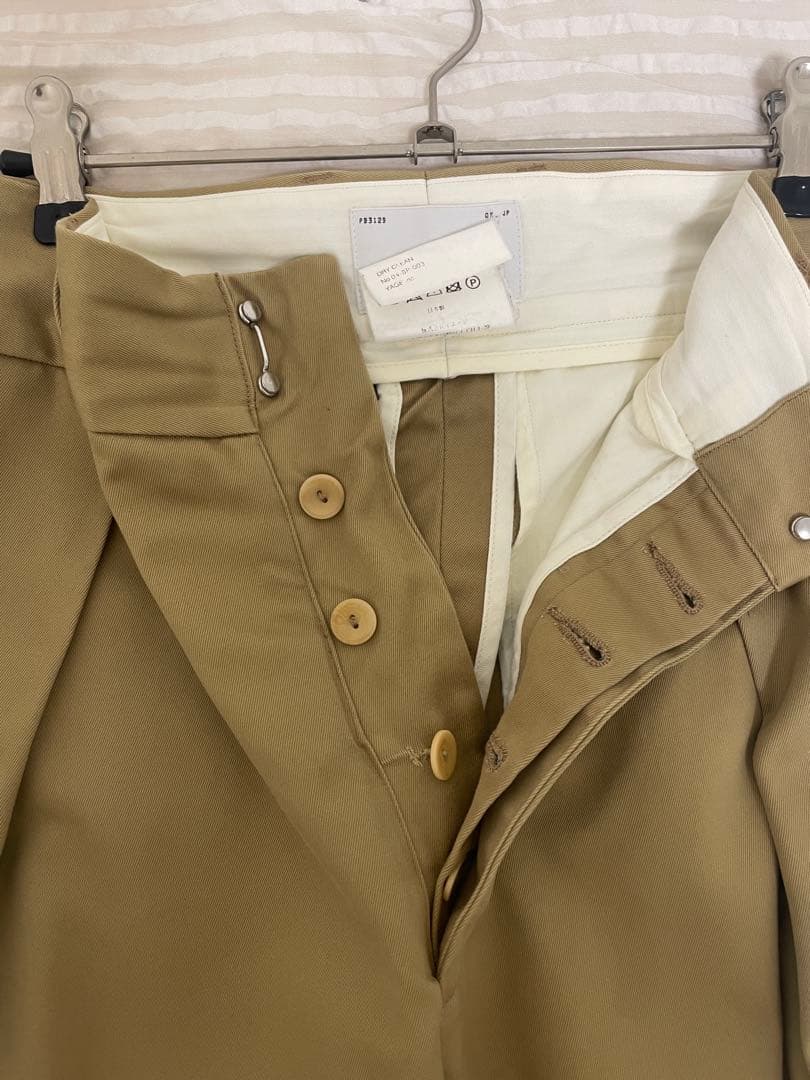パンツ SOUMO BIG TUCK CHINO (BEIGE)