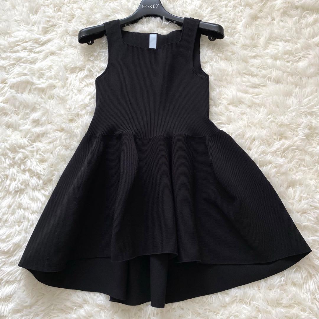 【希少】CFCL チュニック　スクエアネック　フレア　ノースリーブ　ブラック