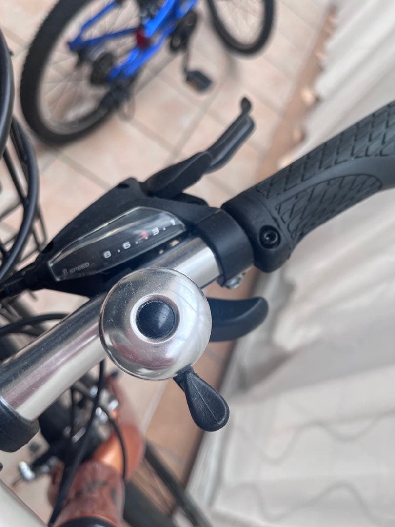 ジャイアントリブ　ESCAPE R3W LTD