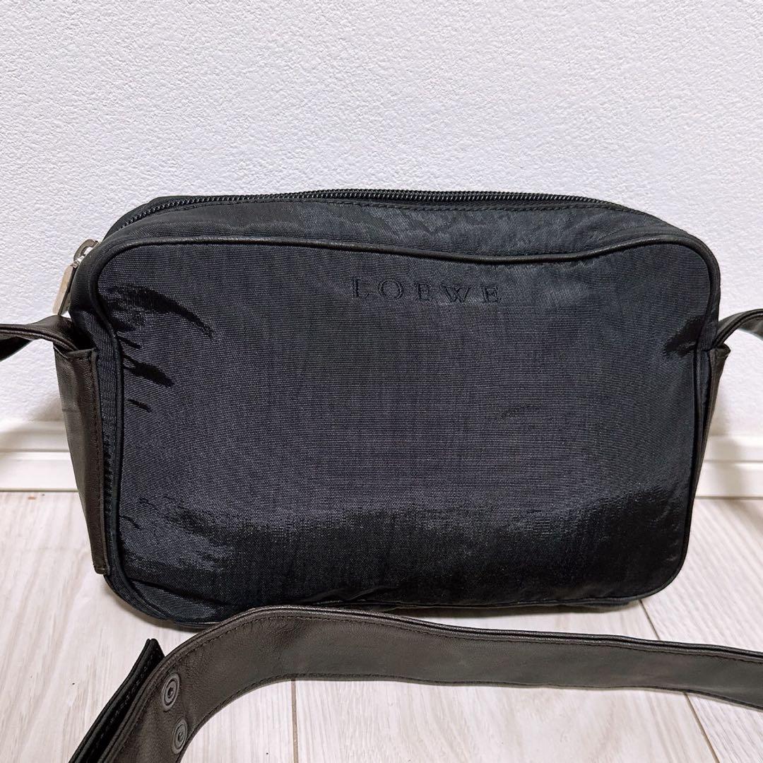 《美品》 LOEWE(ロエベ)ショルダーバッグ
