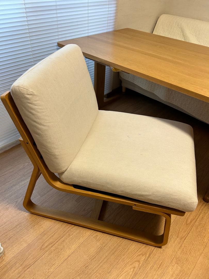 無印良品 リビングでもダイニングでもつかえるソファチェア・オーク材