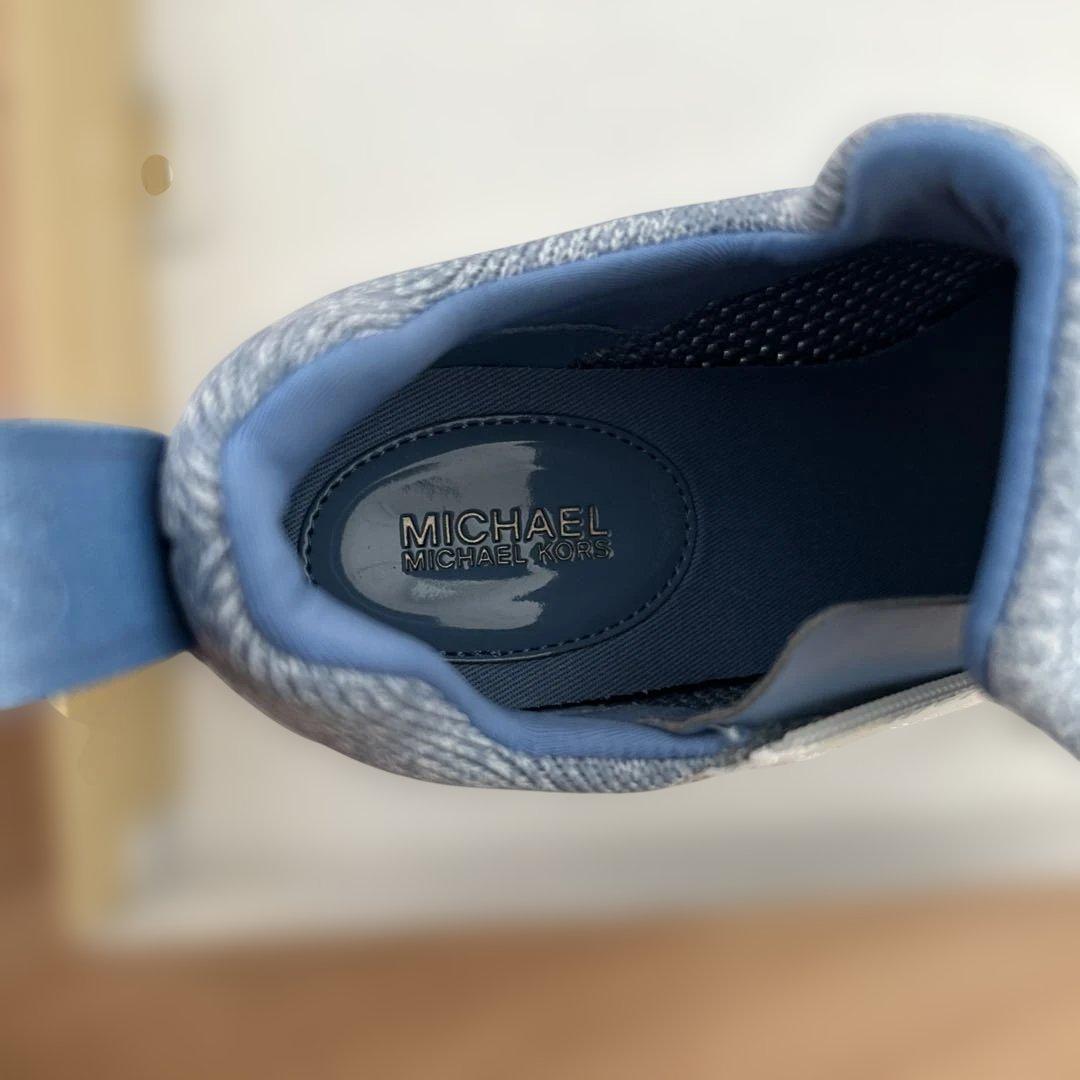 靴　MICHAEL KORS ジッパー付き　新品