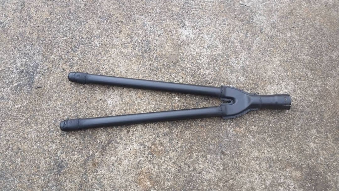 UCF30/31セルシオ前期/後期　ワンオフ中間ストレートマフラー