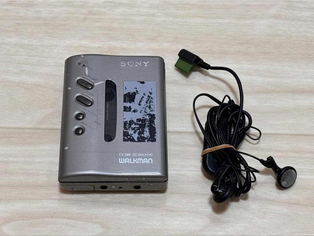 SONY WALKMAN カセットプレーヤー シルバー WM-DX100