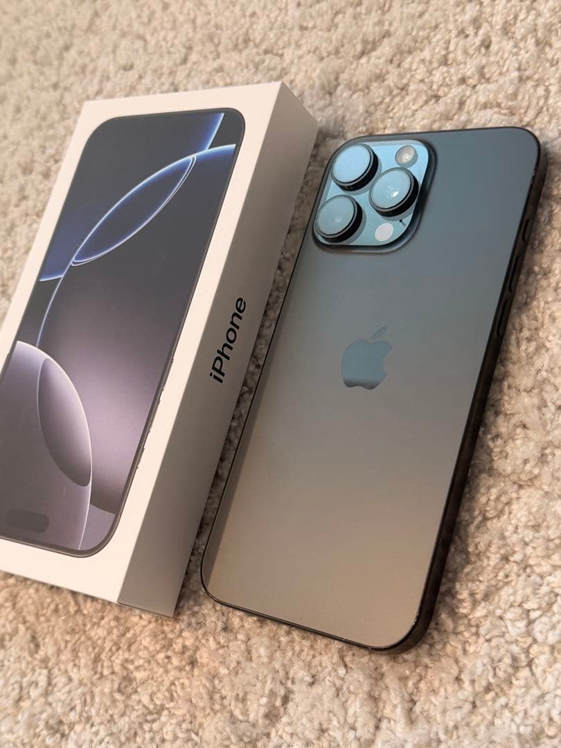 iPhone 16 Pro Max 512GB ブラックチタニウム SIMフリー