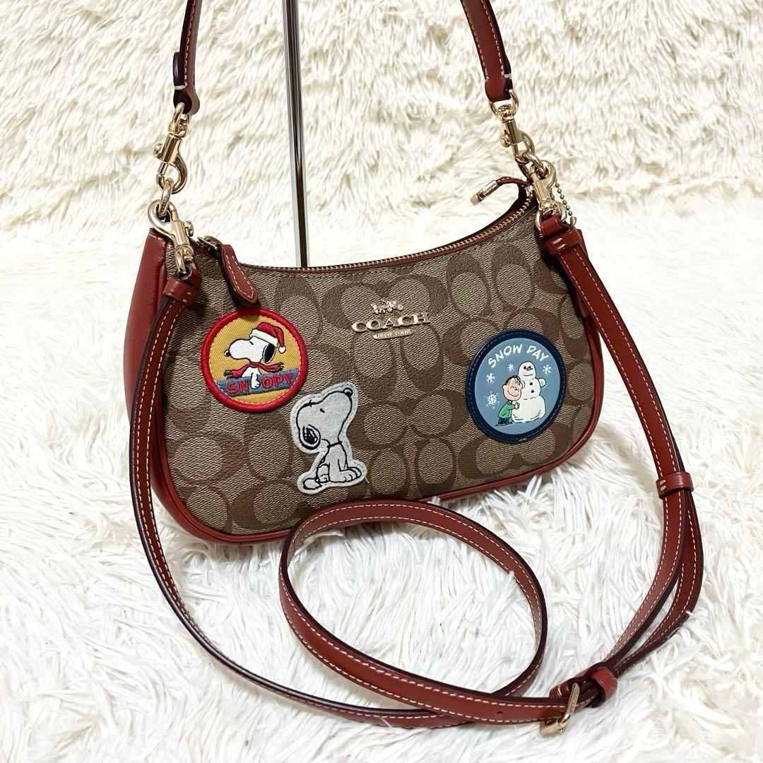 【美品】COACH＊ハンド 2way アクセサリーポーチ PEANUTSコラボ