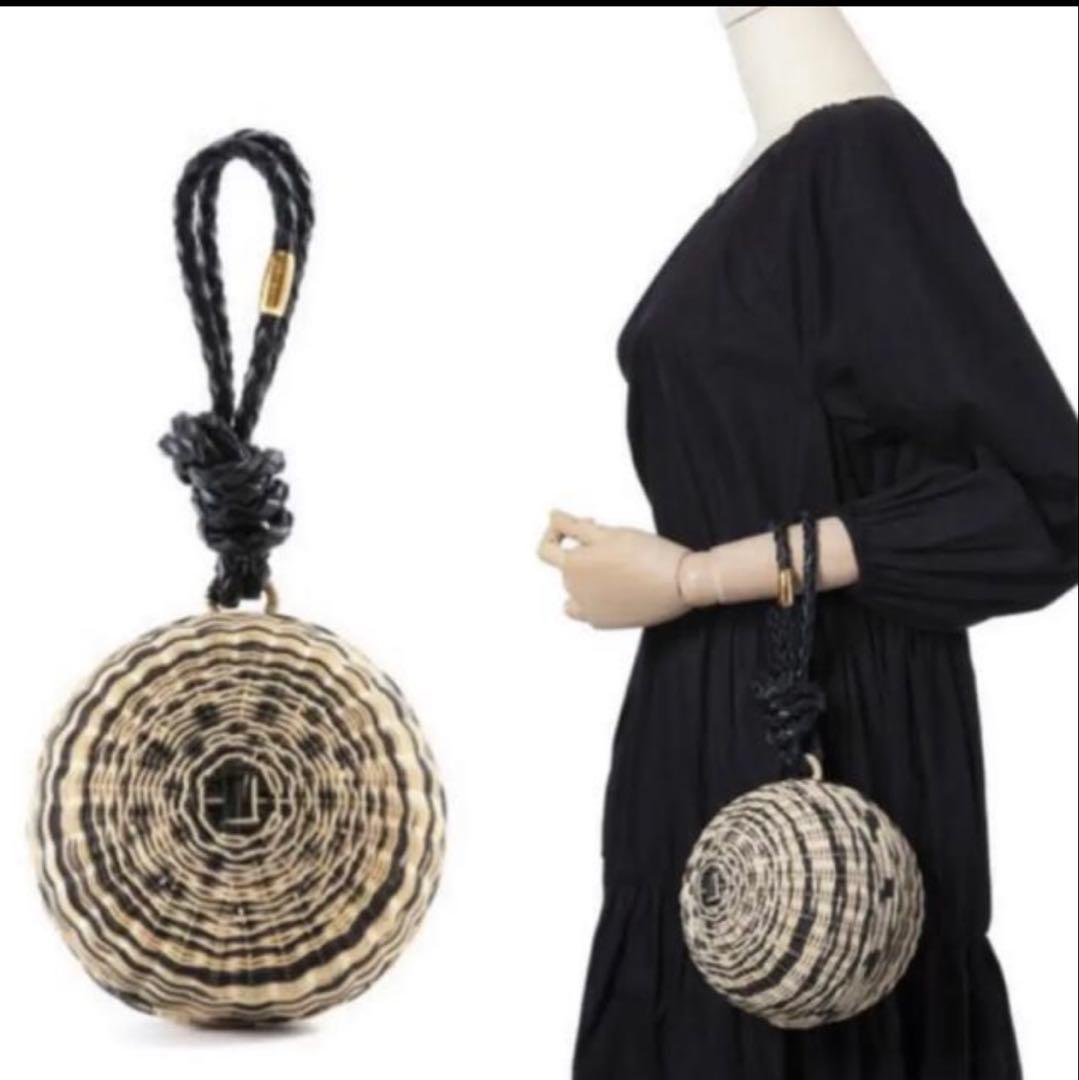 MANIMARIS かごバッグ 黒と白のマーブル