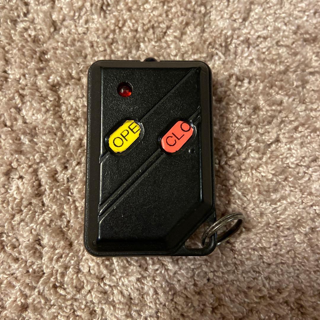 94年から96年式　XJチェロキー　汎用キーレスエントリー　ジャンク