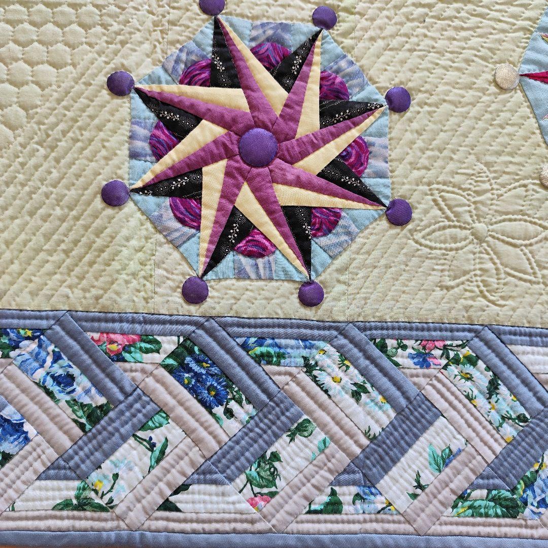 パッチワークタペストリー「春の予感」縦 166cm 横147cm の大作