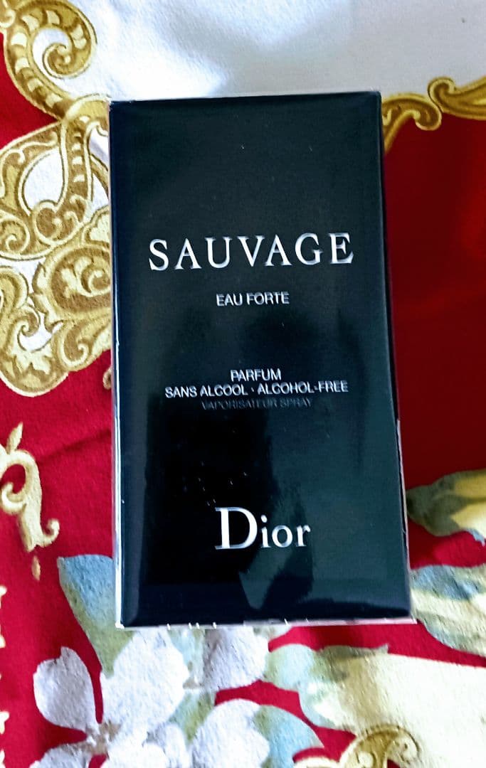 価格相談可【Dior 】☆新品☆ソヴァージュ オーフォルト パルファン 60ml